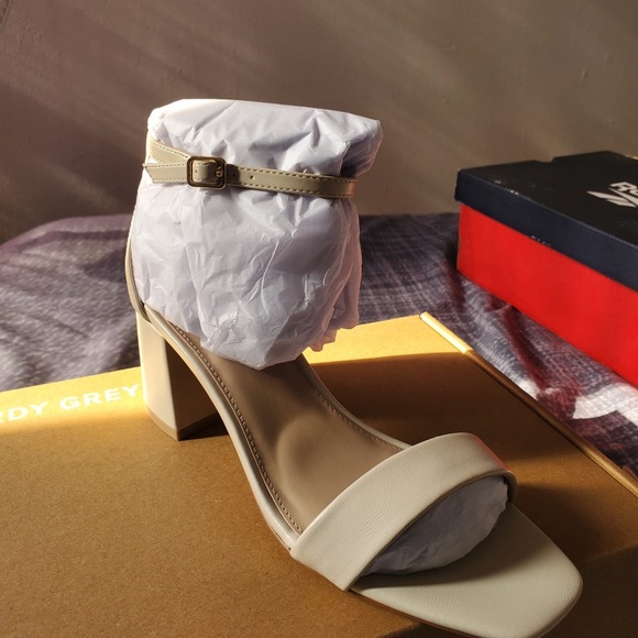 New latte colour Block Heel Sandals Sandals - Picture 2 of 4